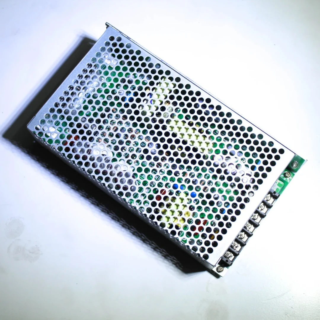 Konvektör - GİRİŞ 36/72 ÇIKIŞ 24V 4.2A